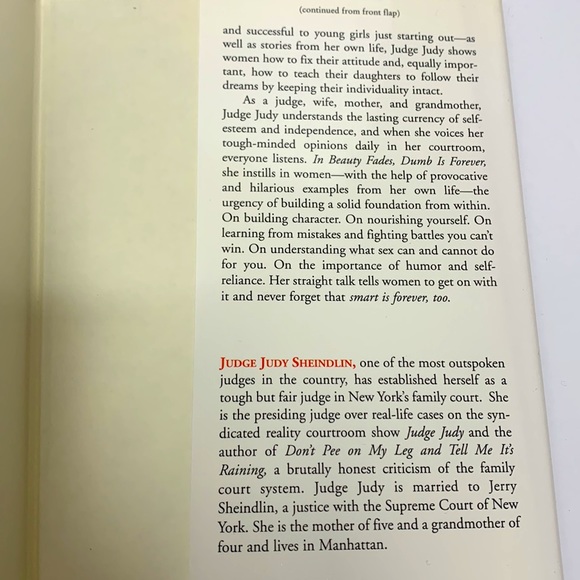 Book | Judge Judy Sheindlin Beauty Fades Dumb is Forever Making Of A Happy Woman - Picture 5 of 9
